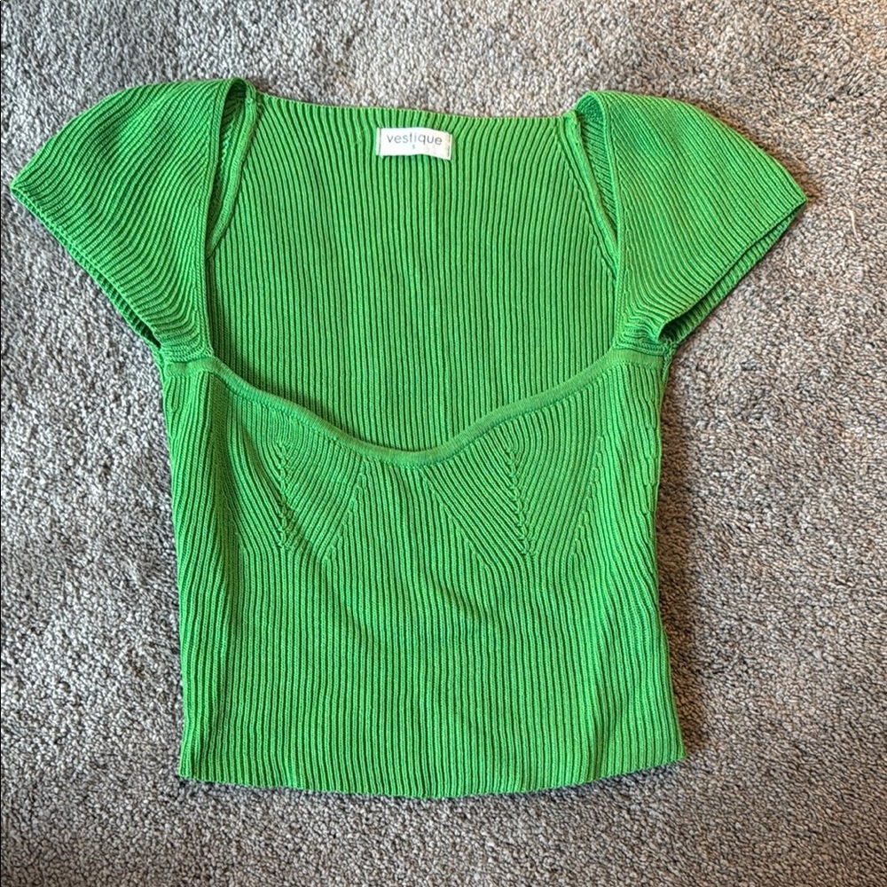 Vestique Green Ribbed Cap Sleeve Blouse